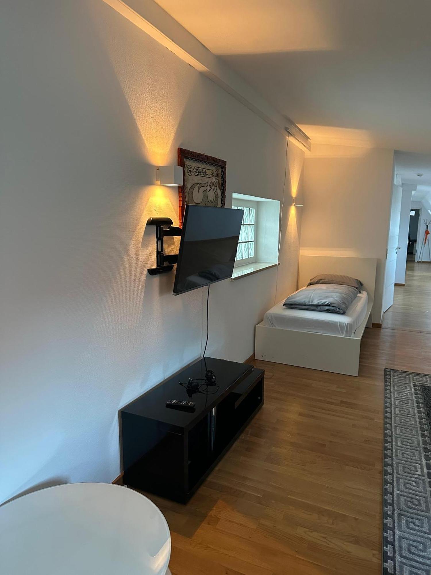 Al Nafurah Apartments Munich Exterior photo