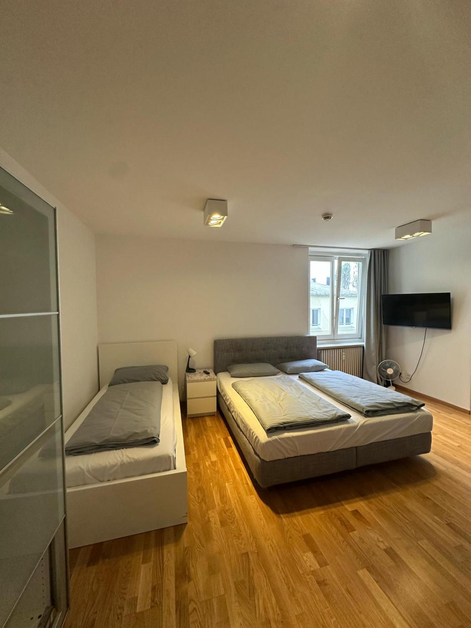 Al Nafurah Apartments Munich Exterior photo