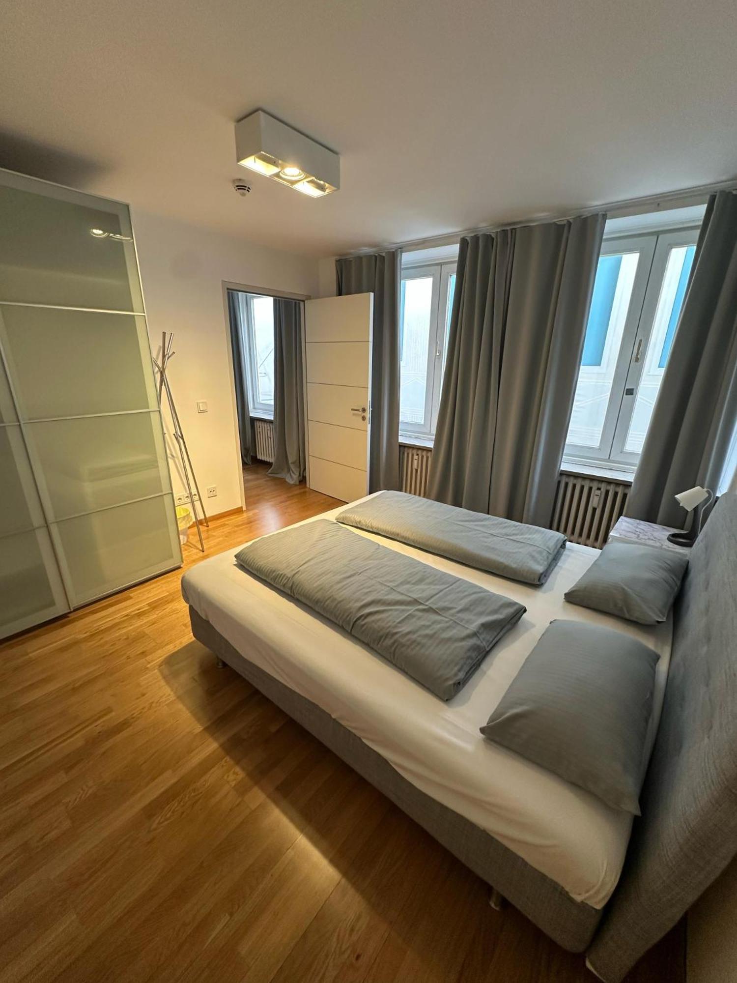 Al Nafurah Apartments Munich Exterior photo